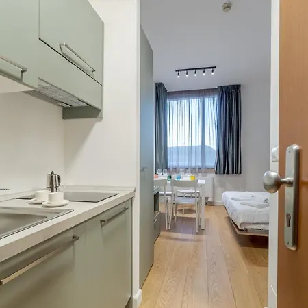Guesthost - San Salvario & Porta Nuova Modern Mini Appartement *