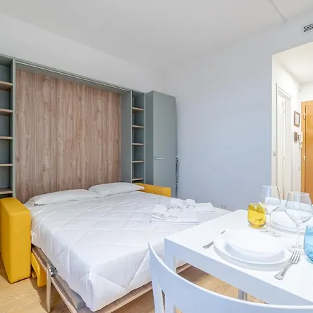 Guesthost - San Salvario & Porta Nuova Modern Mini Appartement Turijn
