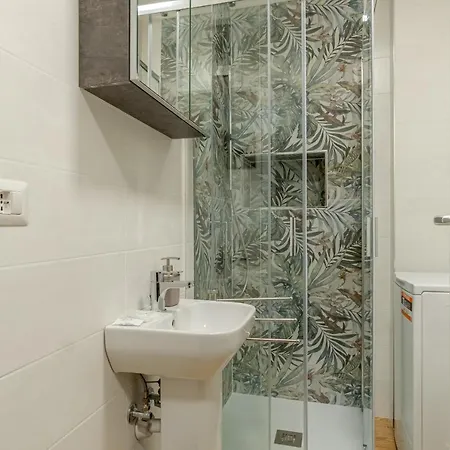 Appartement Guesthost - San Salvario & Porta Nuova Modern Mini *