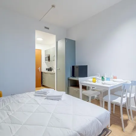 Guesthost - San Salvario & Porta Nuova Modern Mini * Τορίνο