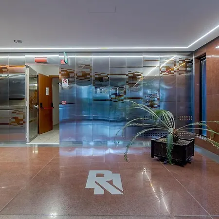 Guesthost - San Salvario & Porta Nuova Modern Mini Διαμέρισμα Τορίνο