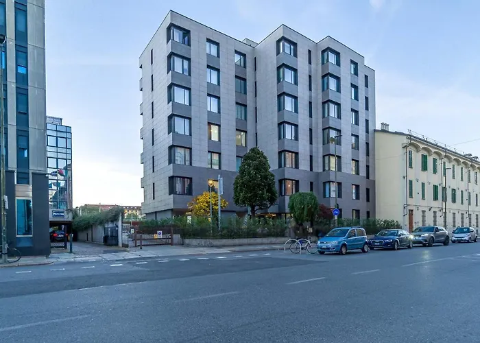 Apartment Guesthost - San Salvario & Porta Nuova Modern Mini Turin